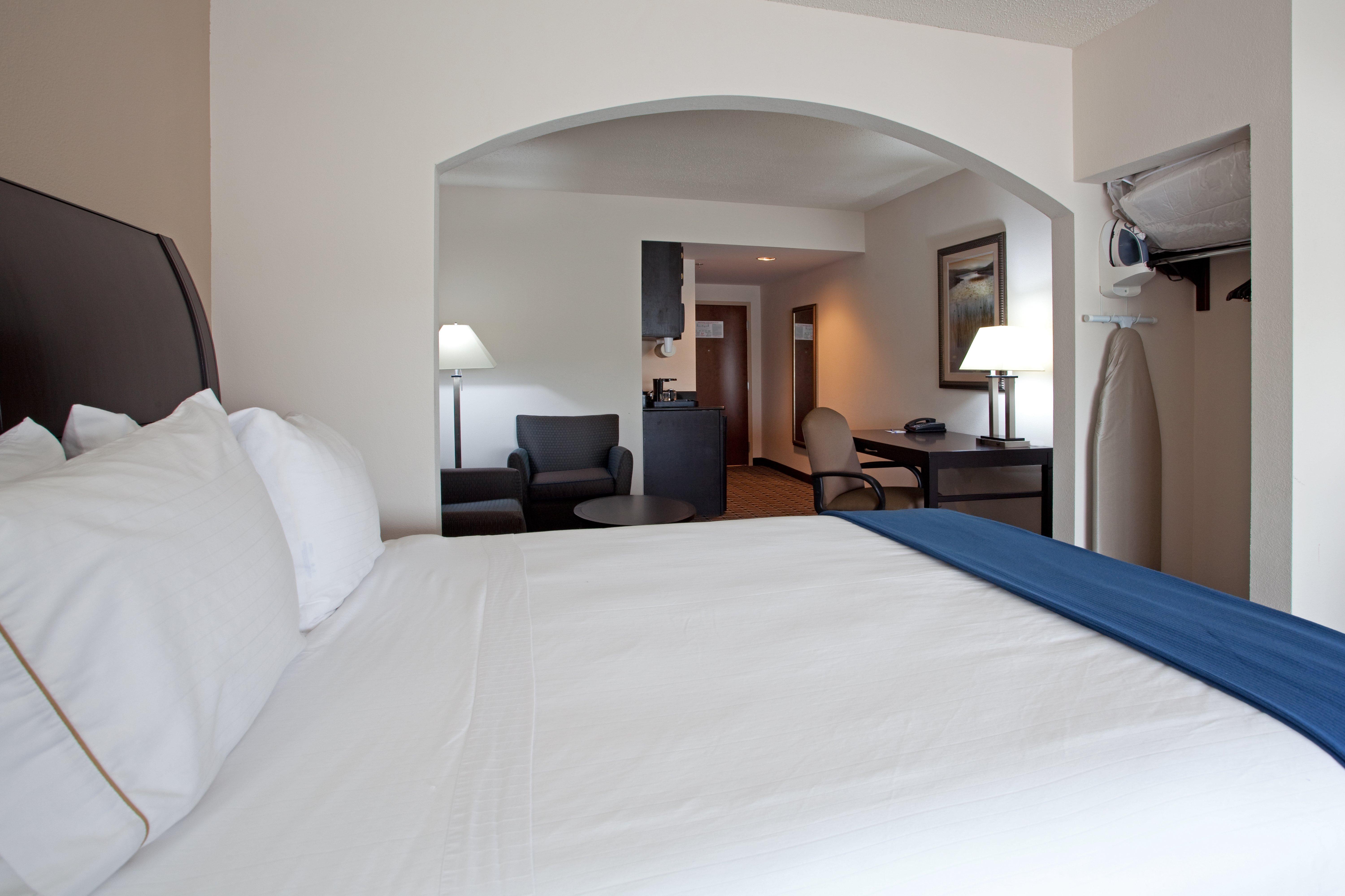Holiday Inn Express Hotel & Suites Hope Mills-Fayetteville Airport By Ihg Exteriér fotografie