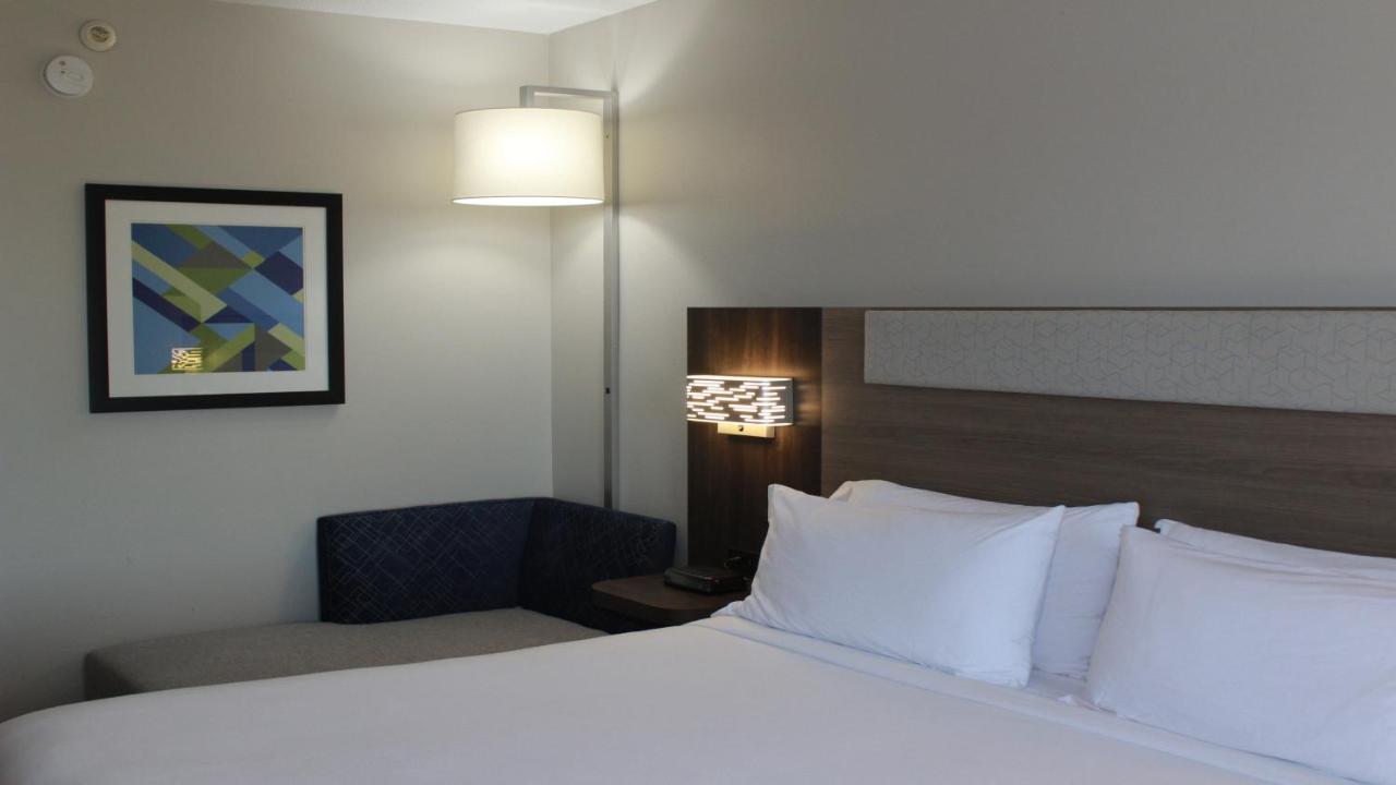 Holiday Inn Express Hotel & Suites Hope Mills-Fayetteville Airport By Ihg Exteriér fotografie