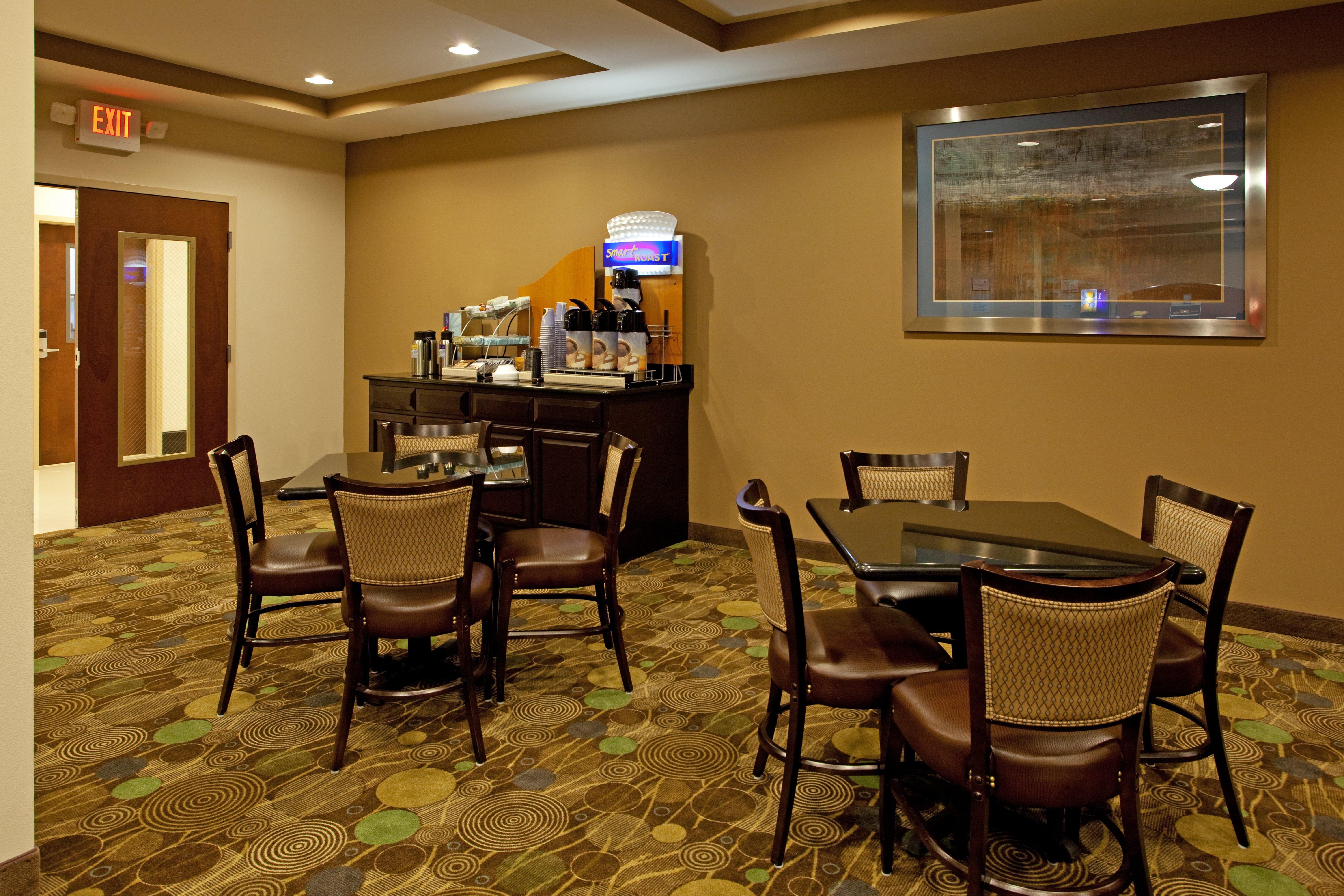 Holiday Inn Express Hotel & Suites Hope Mills-Fayetteville Airport By Ihg Exteriér fotografie