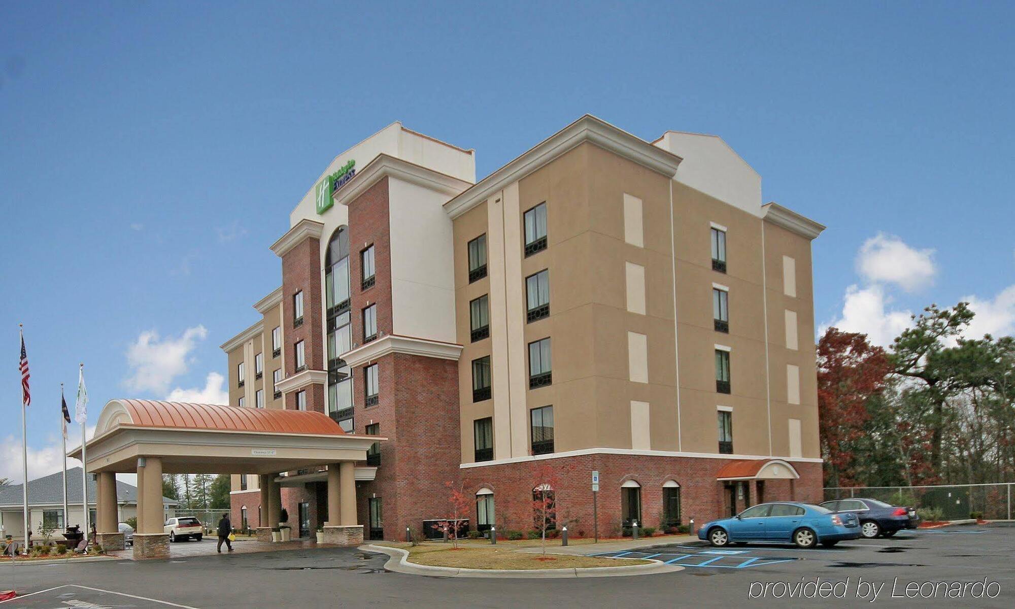 Holiday Inn Express Hotel & Suites Hope Mills-Fayetteville Airport By Ihg Exteriér fotografie